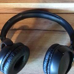 سماعات الرأس، كما تم الإبلاغ عنه بواسطة Attractie- & Vakantiepark Slagharen عبر iLost