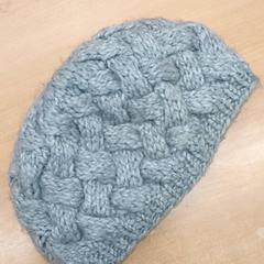 Kleding - muts, zoals gemeld door Regio Antwerpen - Brussel met iLost