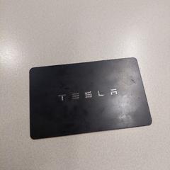Autosleutel Tesla, gemeldet von Gemeente Hilversum über iLost