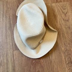 Hat, as reported by Lago Lago using iLost