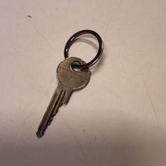 Clau, segons ha informat Qbuzz ZHN mitjançant iLost