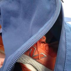 Taška met schoenen en kleren, ako bolo nahlásené Regio Limburg - Leuven pomocou iLost