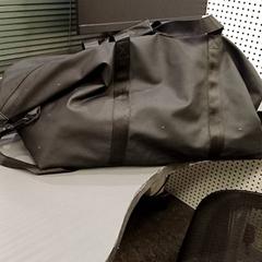 حقيبة رياضية، كما تم الإبلاغ عنه بواسطة Qbuzz GD Groningen HS عبر iLost