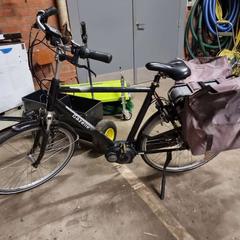 Bicicleta eléctrica para homem Gazelle Donkerblauw/zwart, como reportado por Stad Peer utilizando o iLost