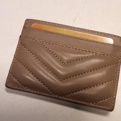 Držiteľ karty, ako bolo nahlásené Qbuzz ZHN pomocou iLost