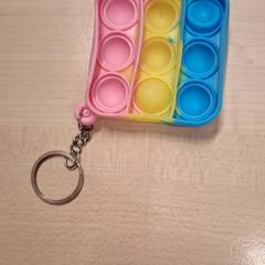 Leketøy jouer, som rapportert av IKEA Grenoble ved bruk av iLost