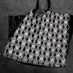 Väska, rapporterat av Qbuzz Fryslân med iLost