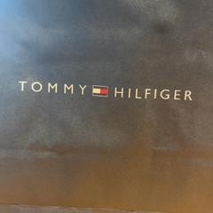 Purchase tommy hilfiger tommy, a été signalé par Designer Outlet Roermond utilisant iLost