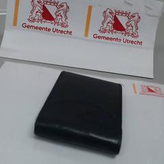 Portefeuilles M. BAQIR BALLOR JELILI, a été signalé par Gemeente Utrecht utilisant iLost