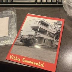 Könyv rood boekje, handgeschreven in het Duits, amint azt Haven Hotel Rotterdam az iLost segítségével jelentette.