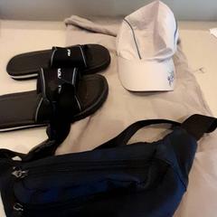 Bolsa, Toalla, Gorra & Zapatillas hands slipp, ha sido reportado por Van der Valk Hotel Schiphol con iLost