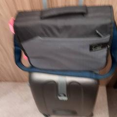 Kufr, jak nahlášeno Rotterdam The Hague Airport pomocí iLost