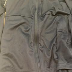 Casaco Nike blauw, como reportado por Avonturenpark Hellendoorn utilizando o iLost
