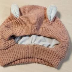 Kleding - Kindermuts roos، كما تم الإبلاغ عنه بواسطة Centraal magazijn عبر iLost