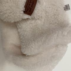 マフラー がiLostで IKEA新三郷 によって報告されました