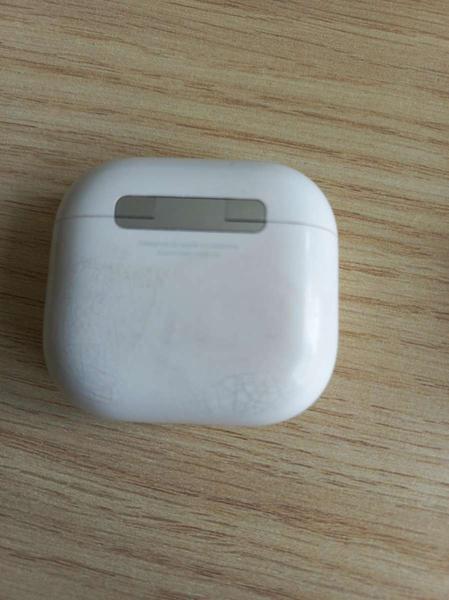 Airpods case