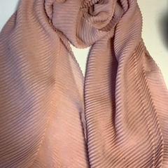 Shawl Roze geribde sjaal, as reported by Artis using iLost