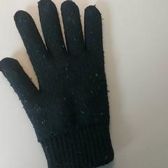 Oblečenie - Handschoen, ako bolo nahlásené Regio Limburg - Leuven pomocou iLost