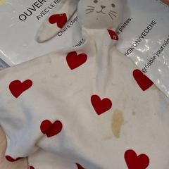 Peluche pulseira doudou, como reportado por IKEA Avignon utilizando o iLost