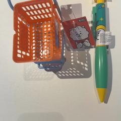 شخصيات الأكشن والدمى والحيوانات المحشوة والدمى toys، كما تم الإبلاغ عنه بواسطة Inntel Hotels Amsterdam Landmark عبر iLost