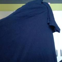 Maglietta noir, come riportato da MEININGER Hotel Lyon Centre Berthelot utilizzando iLost