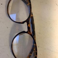 Glasses, as reported by Artis using iLost