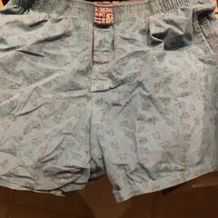 Shorts, som rapportert av MEININGER Hotel Amsterdam City West ved bruk av iLost