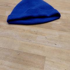 Barret Bonnet violet, segons ha informat IKEA Rennes - Pacé mitjançant iLost