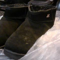 Shoes, as reported by SnowWorld Landgraaf using iLost