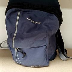 Bag, as reported by Qbuzz GD Groningen Peizerweg using iLost