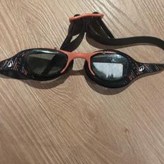 Svømmebriller, som rapportert av Van der Valk Hotel Eindhoven - Best ved bruk av iLost