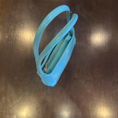 Bags and cards, iLost에 보고됨