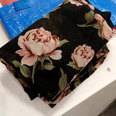 チョーカー がiLostで IKEA Toulouse によって報告されました