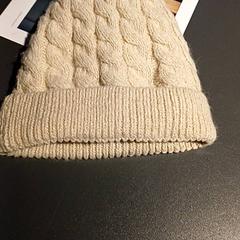 Bonnet adulte, rapporterat av IKEA Orléans - Ardon med iLost