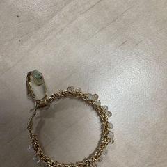 イヤリング goudkleurig がiLostで Haaglanden Medisch Centrum によって報告されました