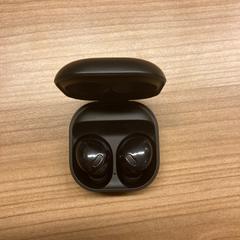 Galaxy pods, como reportado por Pathé Spuimarkt utilizando o iLost