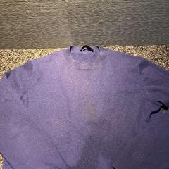كنزة صوفية Donkerblauw، كما تم الإبلاغ عنه بواسطة Van der Valk Hotel Wolvega Heerenveen عبر iLost