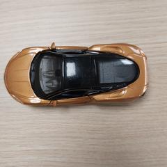 Macchina giocattolo, come riportato da Diakonessenhuis Zeist utilizzando iLost