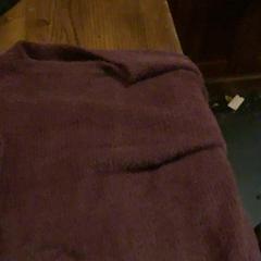 セーター Rood がiLostで Café Leentje によって報告されました