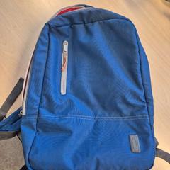 Rugtas fel blauw, zoals gemeld door Connexxion Zeeland met iLost