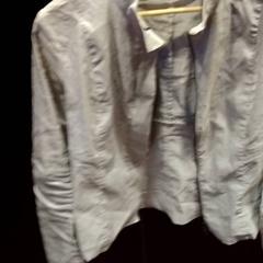 Jasje Beige, segundo informou TivoliVredenburg usando iLost