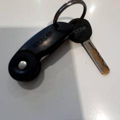 Key, as reported by Zwarte Cross (Gemeentehuis) using iLost