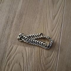 Schakelarmband zilver, iLost에 보고됨