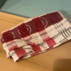 Strofinaccio, come riportato da Familie Resort Molenwaard utilizzando iLost