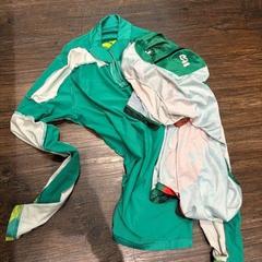 Vêtements, a été signalé par Van der Valk Hotel Veenendaal utilisant iLost