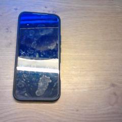 Mobiltelefon, amint azt Bobbejaanland az iLost segítségével jelentette.