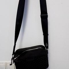 Bossa, segons ha informat Hermes Eindhoven mitjançant iLost