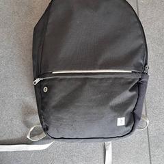 ジムバッグ zwart がiLostで Regio West-Vlaanderen によって報告されました