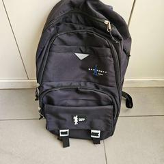 Poltsa Zwart, gisa salatu by Regio Antwerpen - Brussel iLost erabiliz