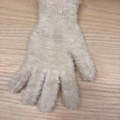 إكسسوارات الملابس، كما تم الإبلاغ عنه بواسطة IKEA Liège عبر iLost